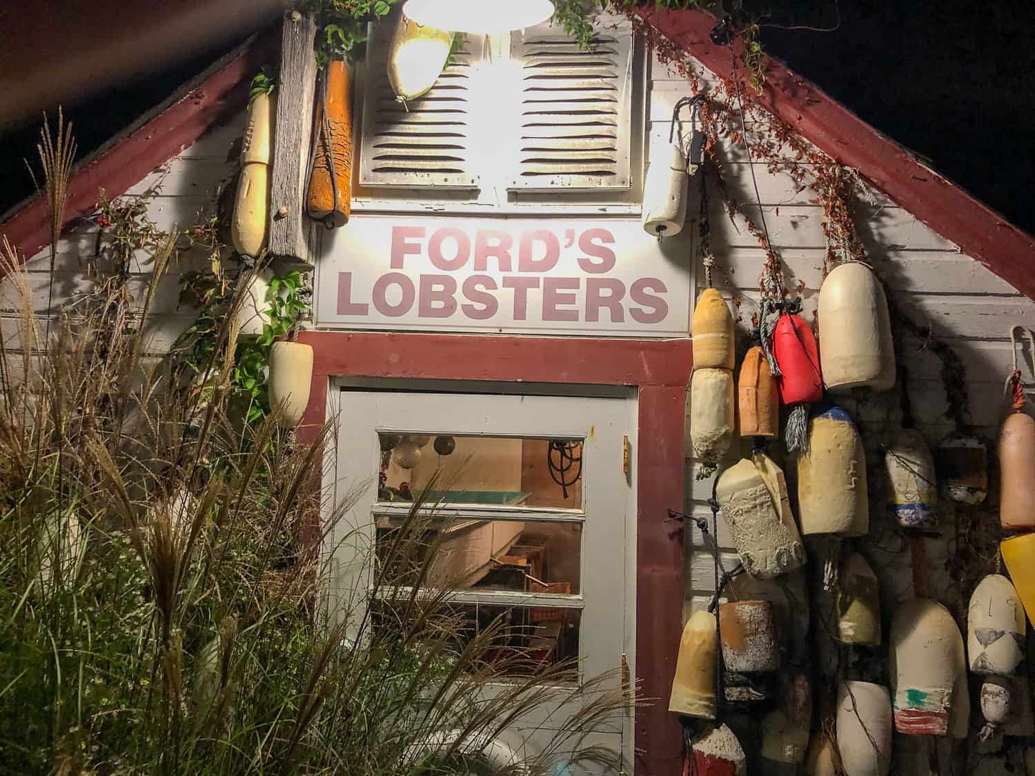 The Best Lobster Rolls in Connecticut Vacation Geeks